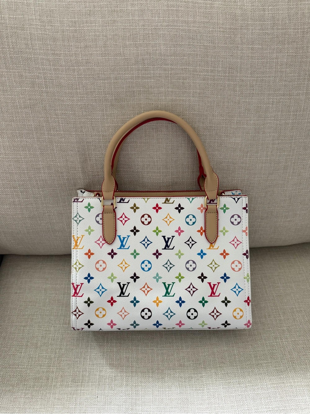 Handbag - Picture 2 of 4